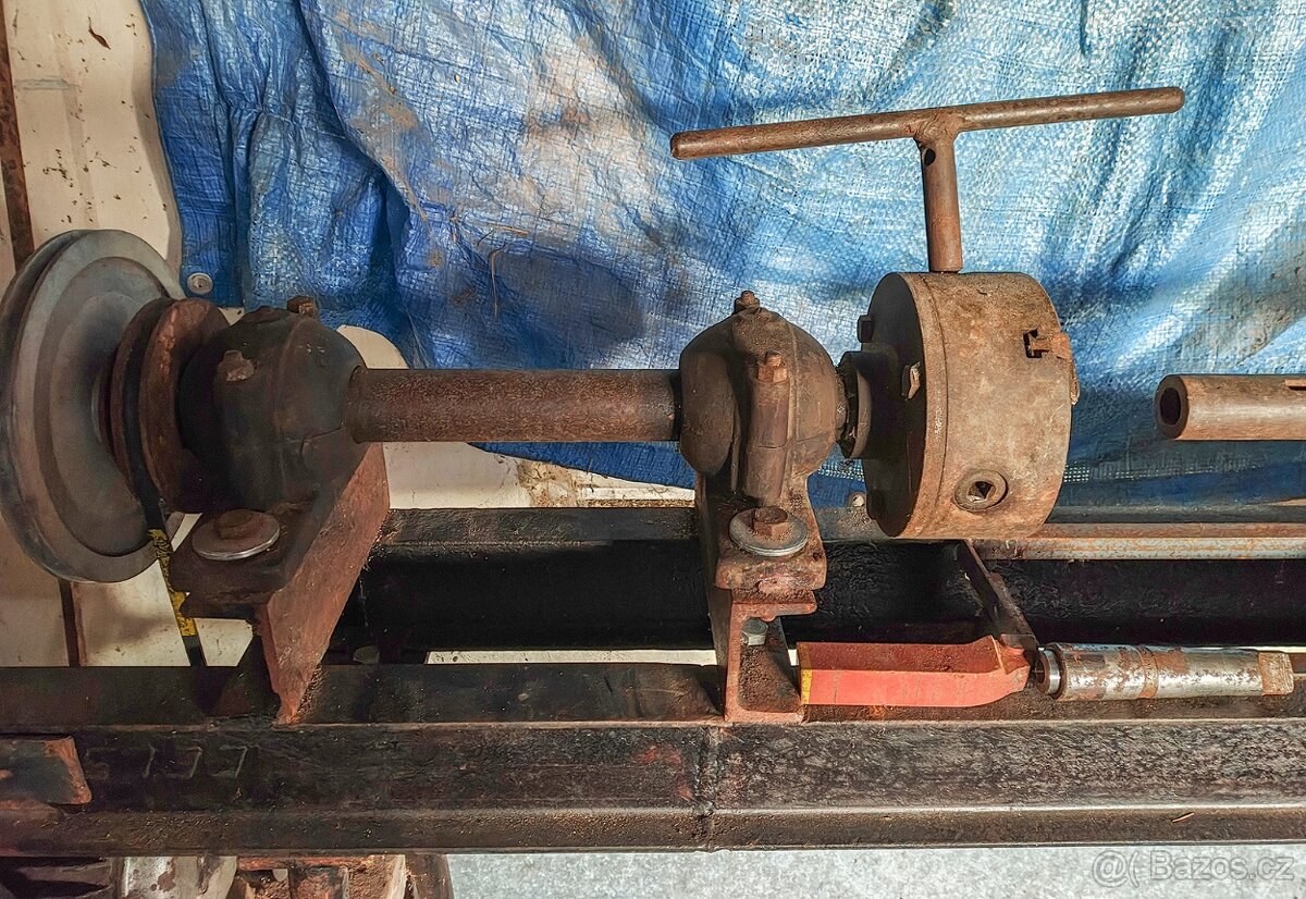soustruh na kov - 2