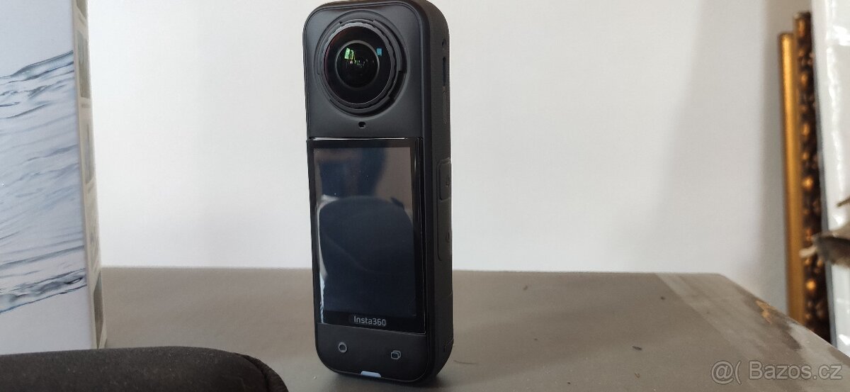 Insta360 X5 - 2