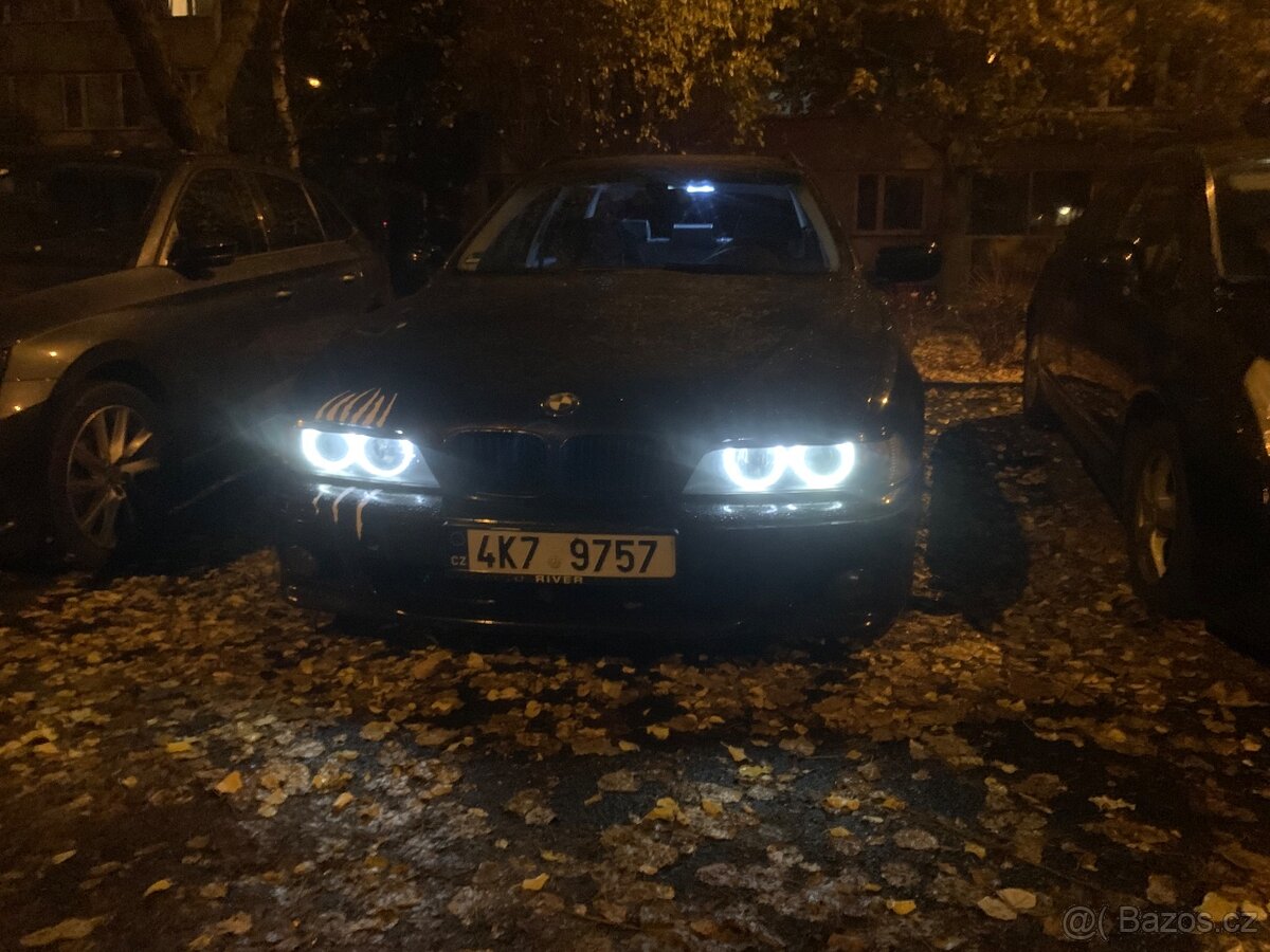 Prodám bmw e39 520i nebo jako celek - 2