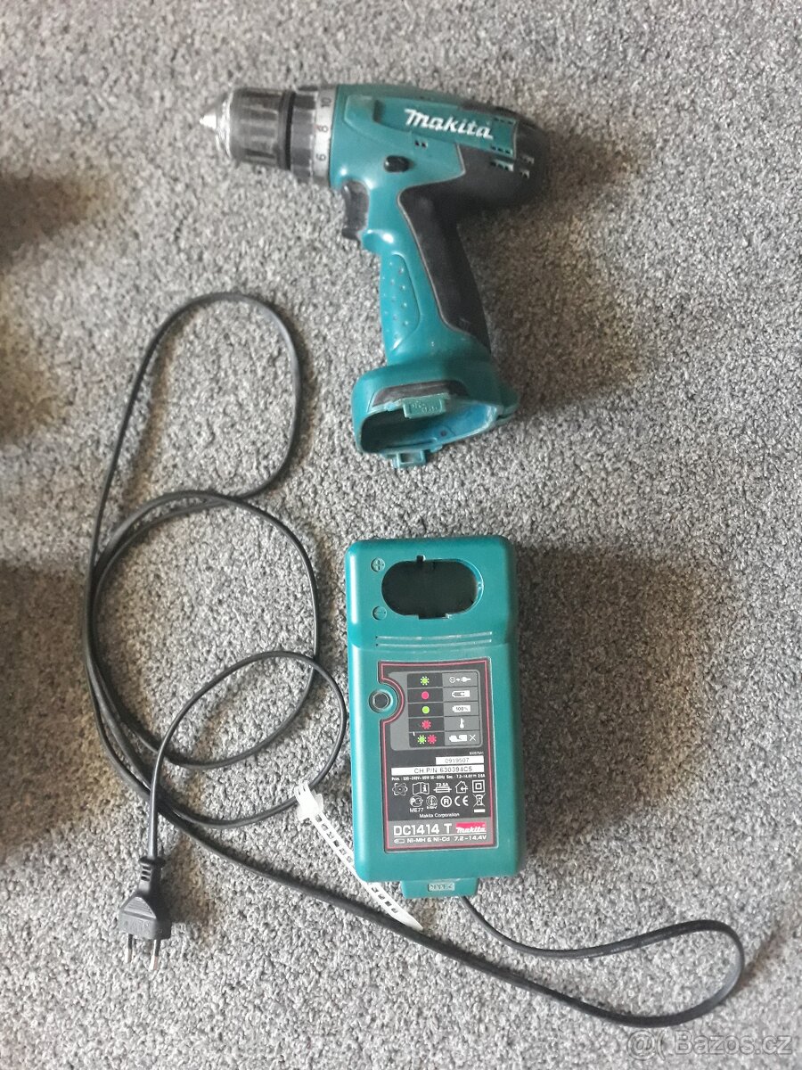 AKU  UTAHOVÁK,  AKU  VRTAČKU  ZN.  MAKITA - 2