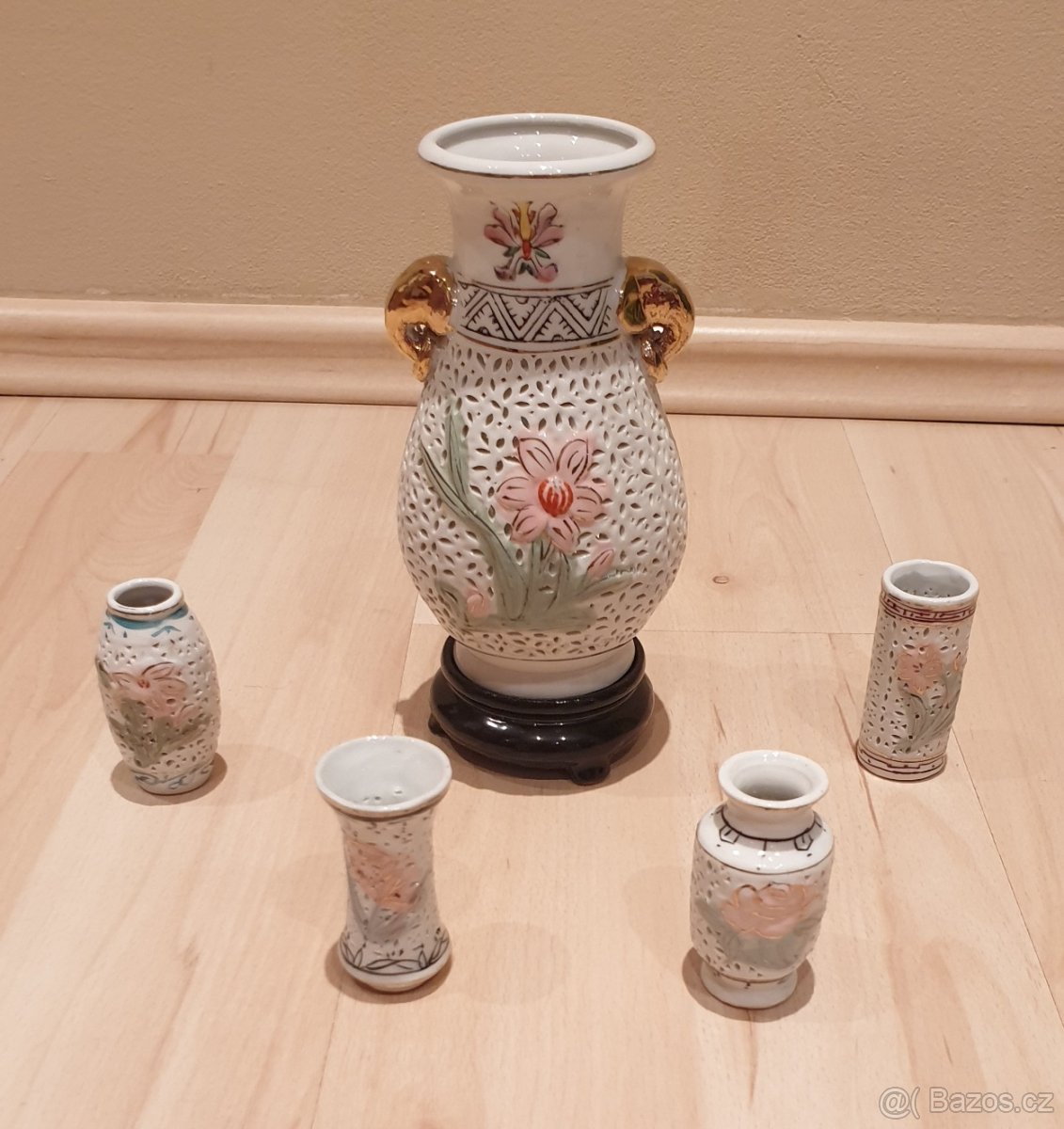 Zdobené vázičky - 2