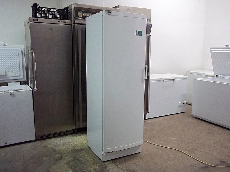 792 PROFI chladnice VESTFROST CFKS 471 - 2