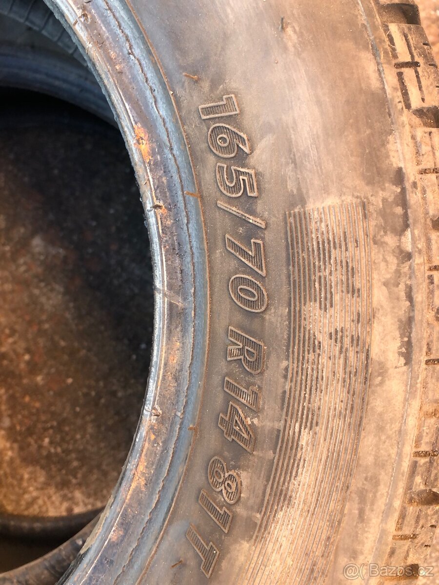 Zimní pneu 165/70/14 - 2