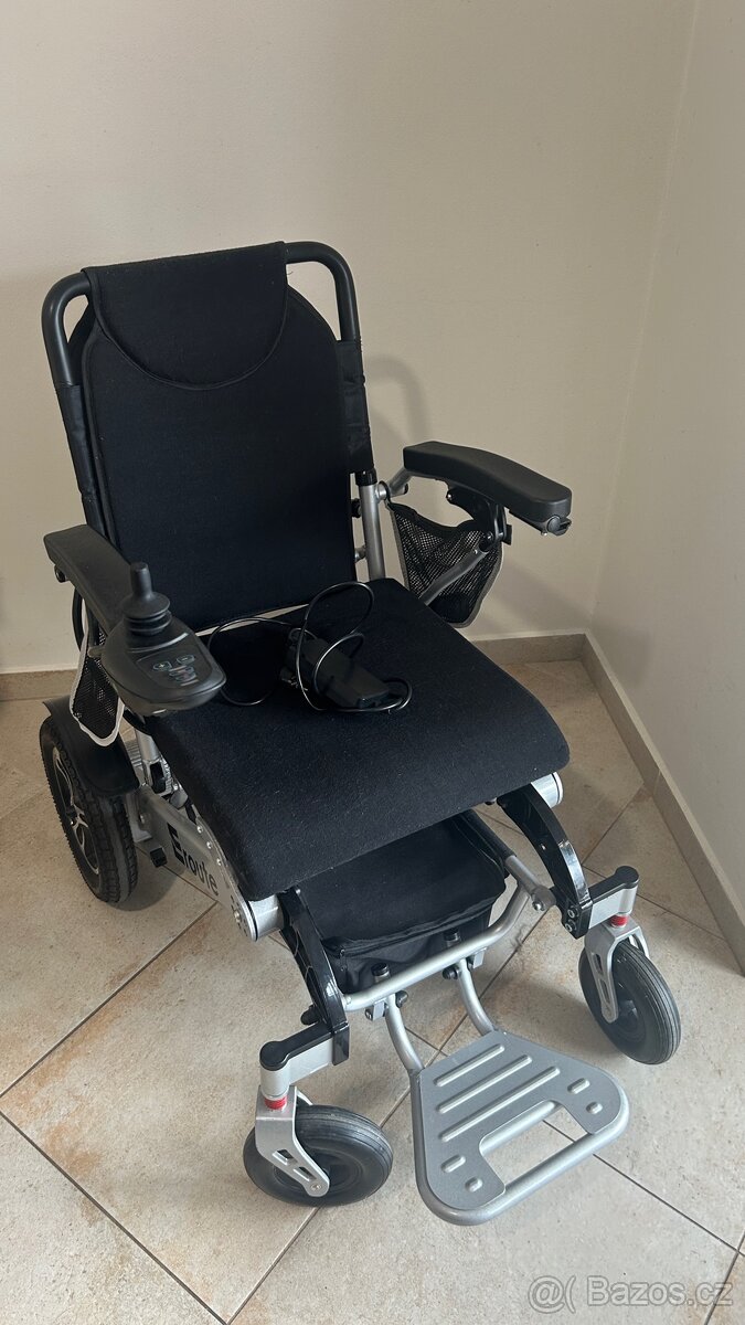elektrický invalidní vozík - 2