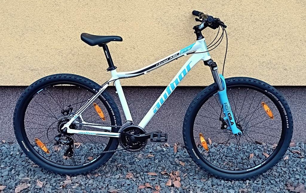 NOVÉ Author RIVAL 27,5 nové dámské kolo 3x8 rám 16 - 2