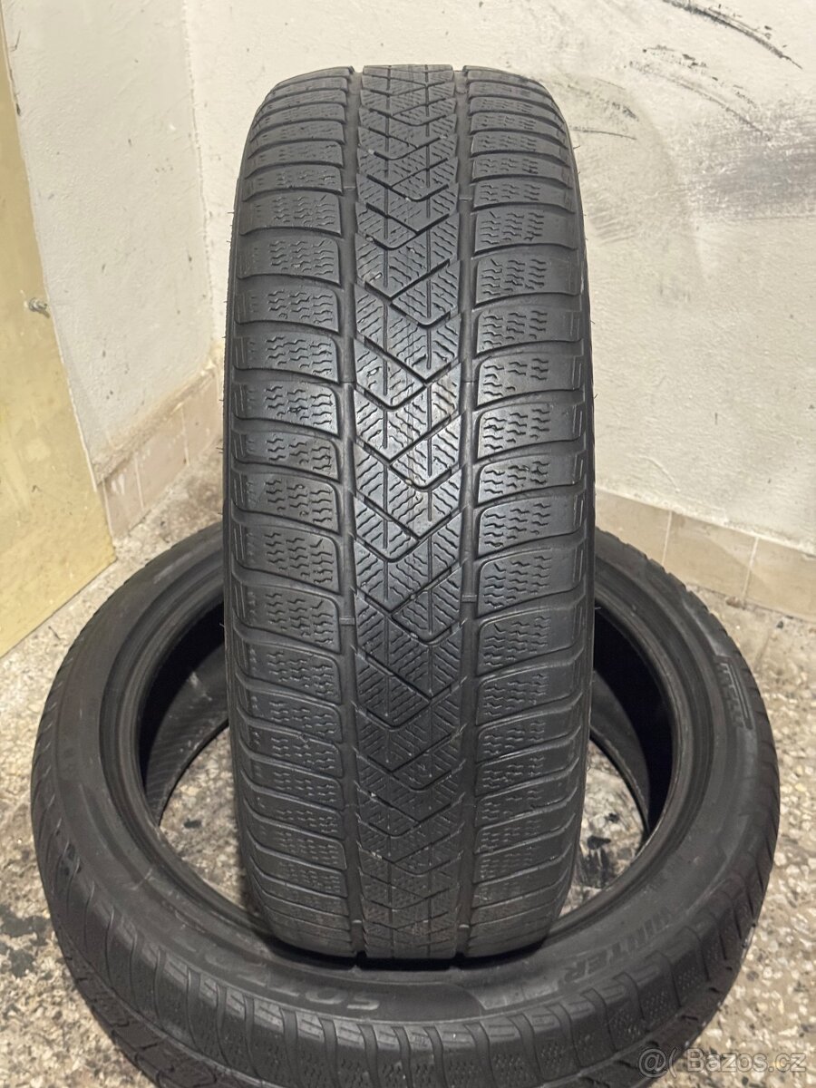 Zimní pneu 225/45/19 Pirelli Sottozero 3 - 2