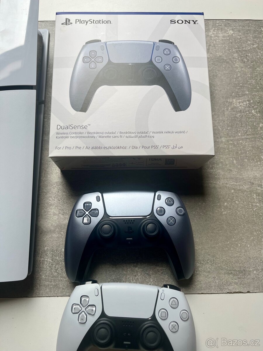 Ps5 slim 1TB + ovladače - 2