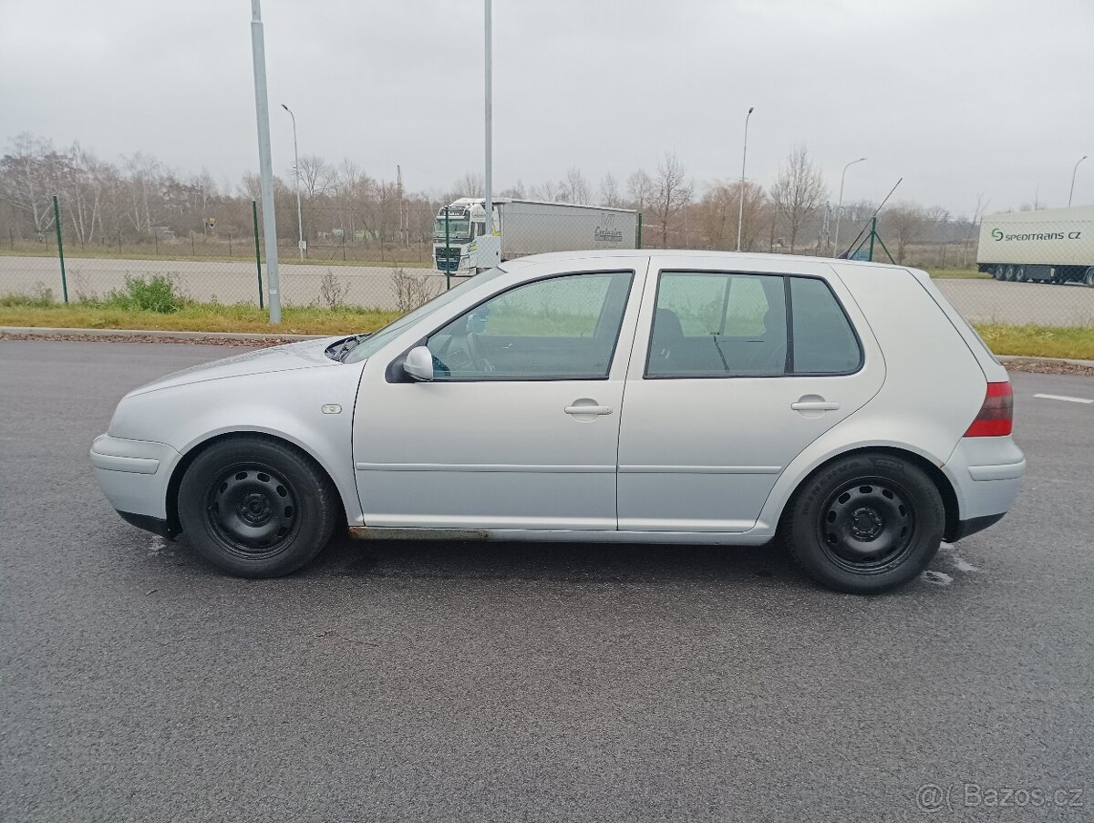 Volkswagen Golf Gti 2.3 110kw v5 - 2