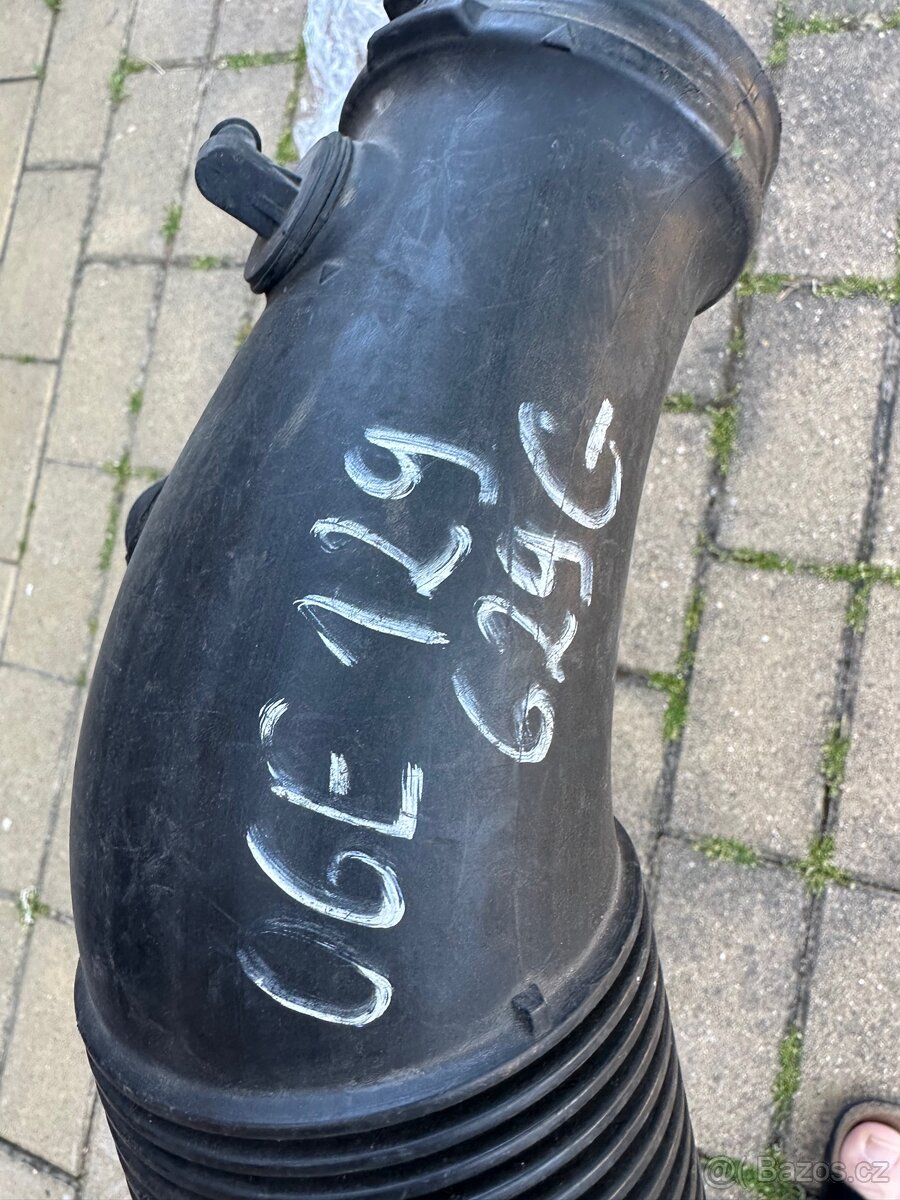 Hadice sání 3.0 tfsi 2.8 fsi - 2