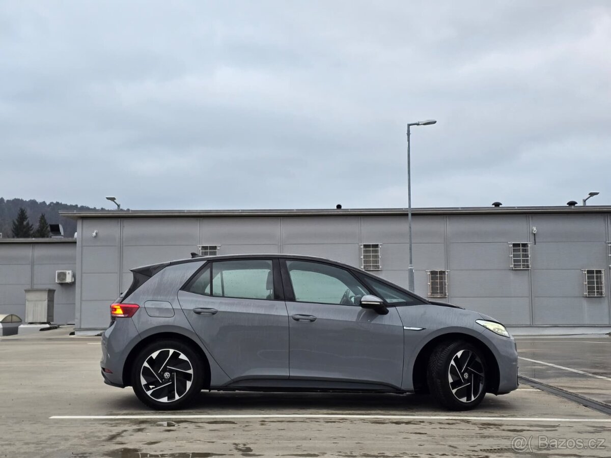 VW ID.3, 58 kWh, tepelné čerpadlo, servis VW - 2