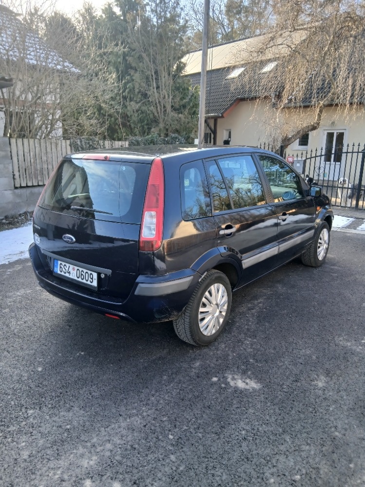 Ford Fusion 1.4 i - 2