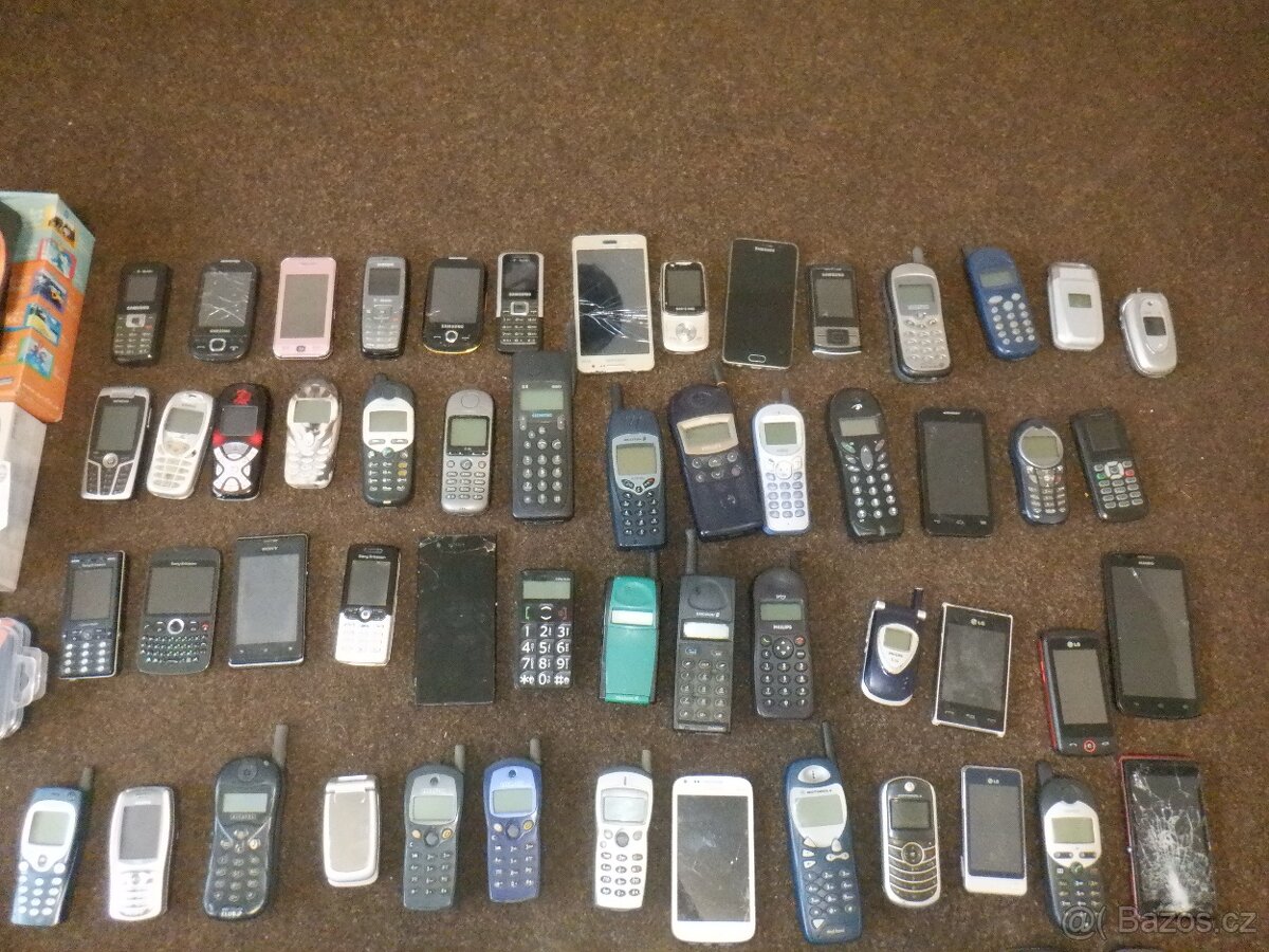 PRODÁM: SBĚRATELSKÉ MOBILY - 2