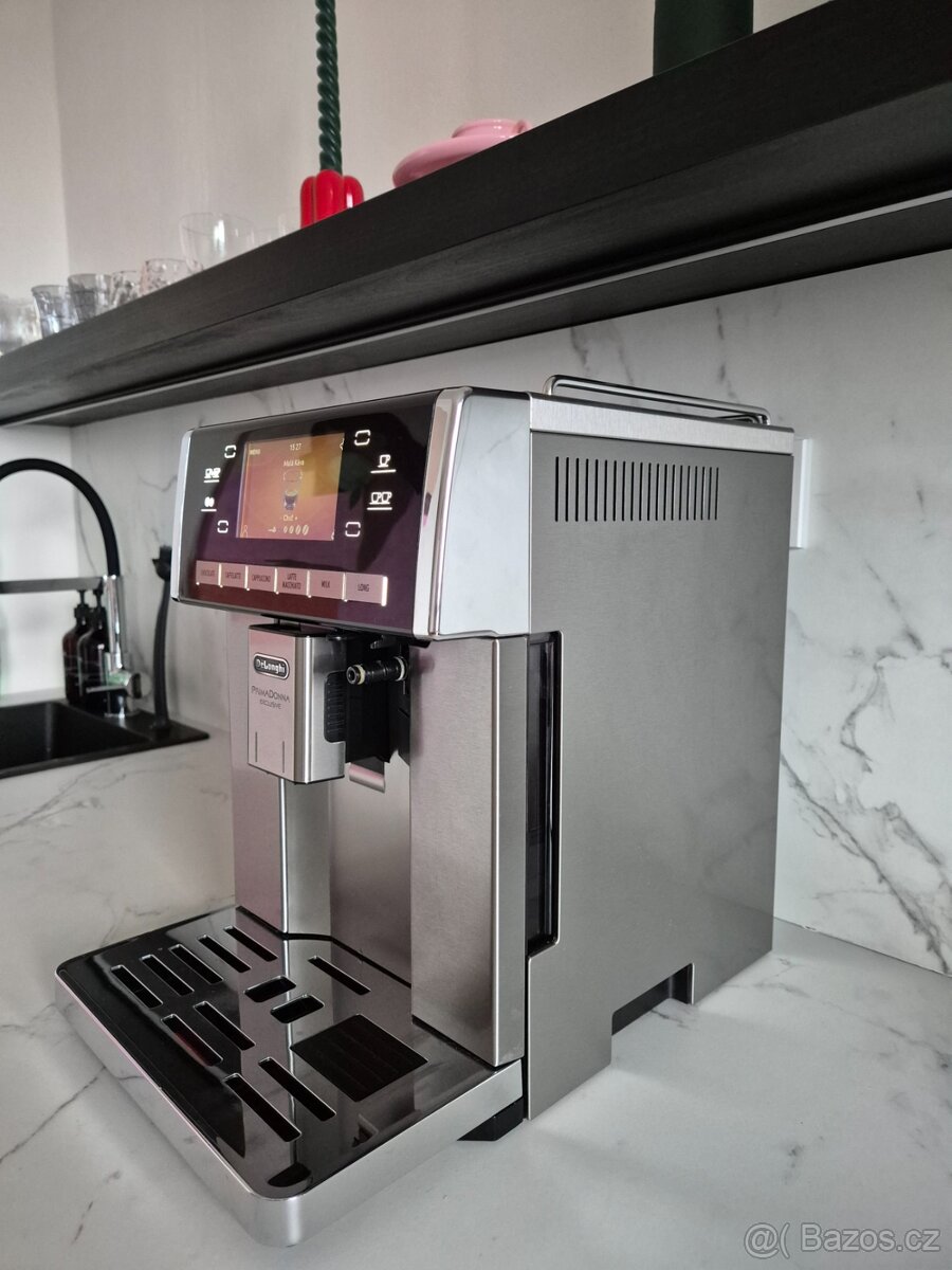 DeLonghi PrimaDonna Exclusive ESAM 6900.M - 2