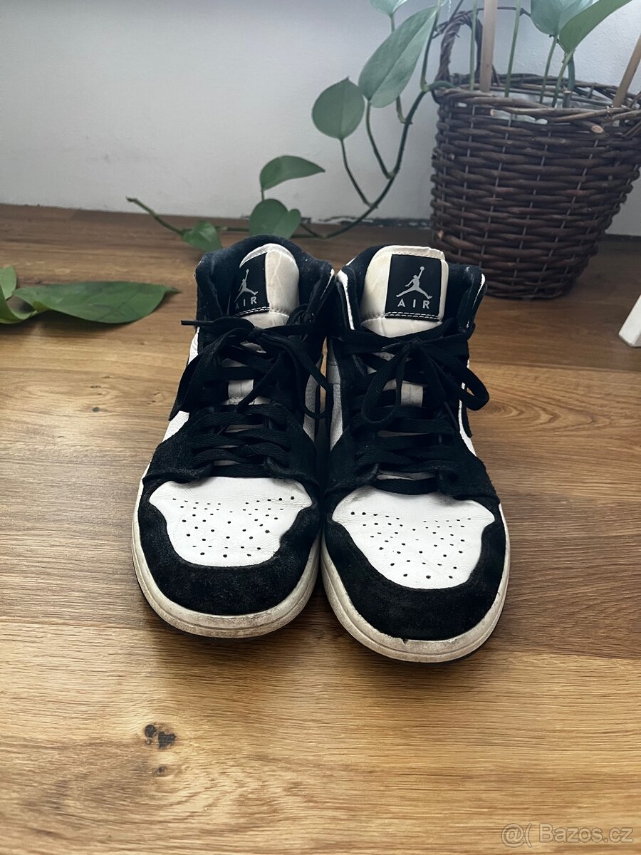 Air Jordan 1 Mid (černo-bílé) - 2