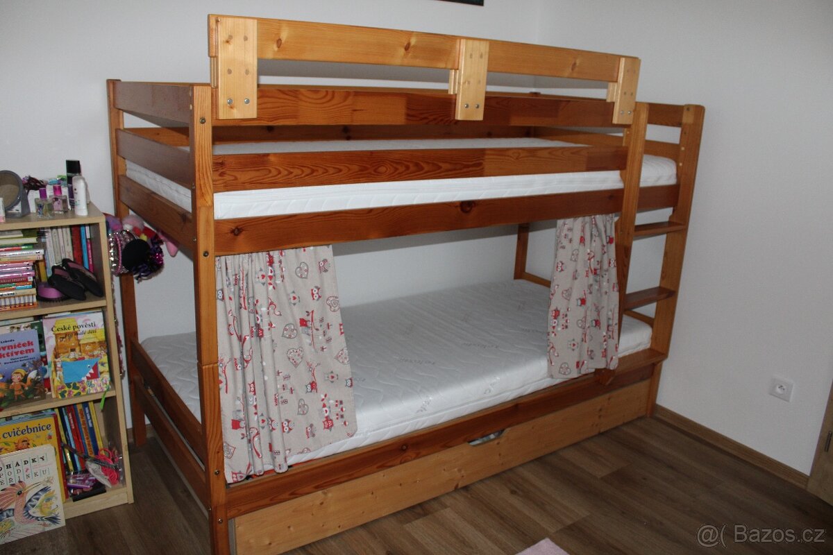 Patrová postel z masivu, palanda - 2