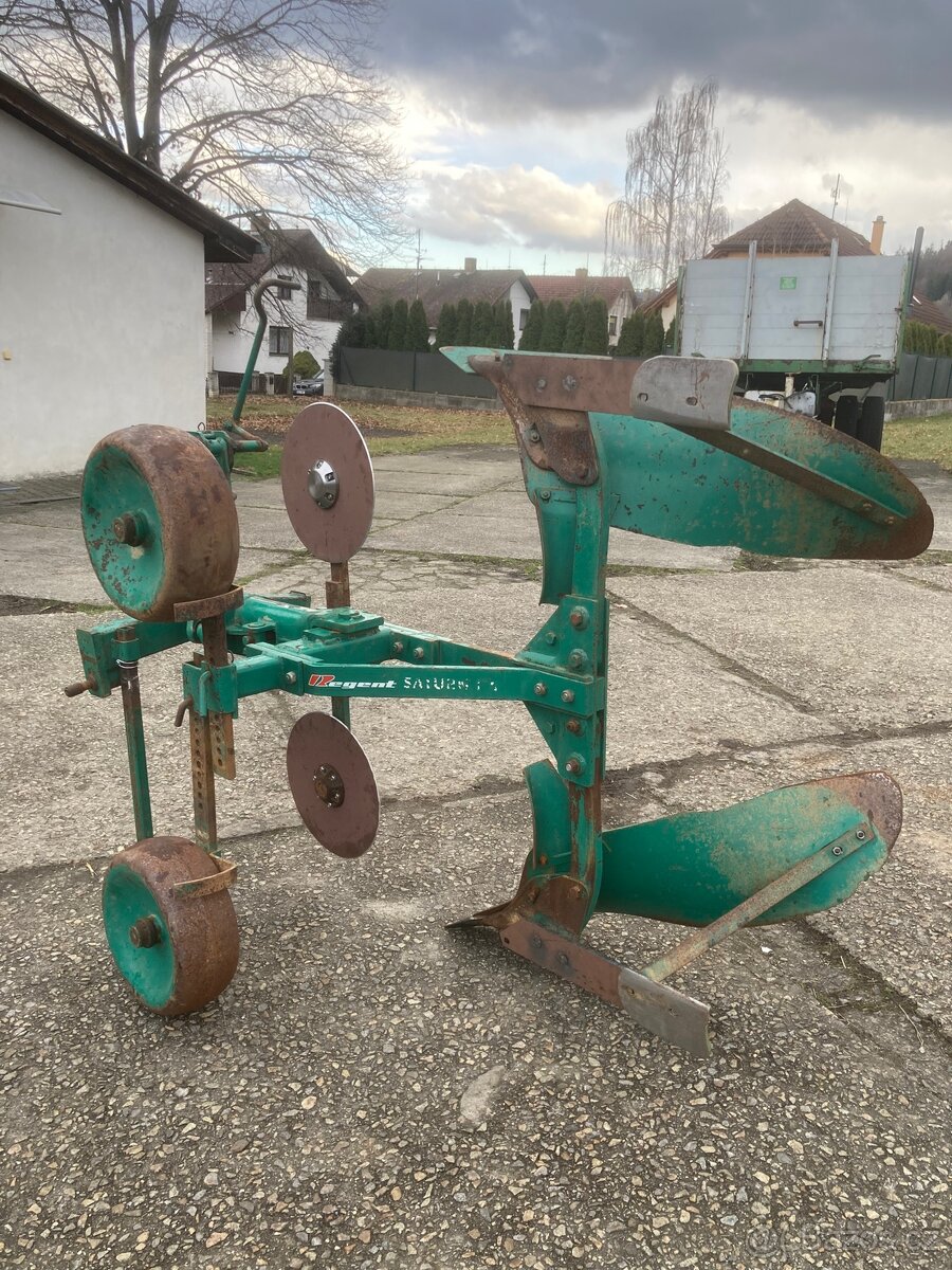 Pluh Regent Saturn - 2