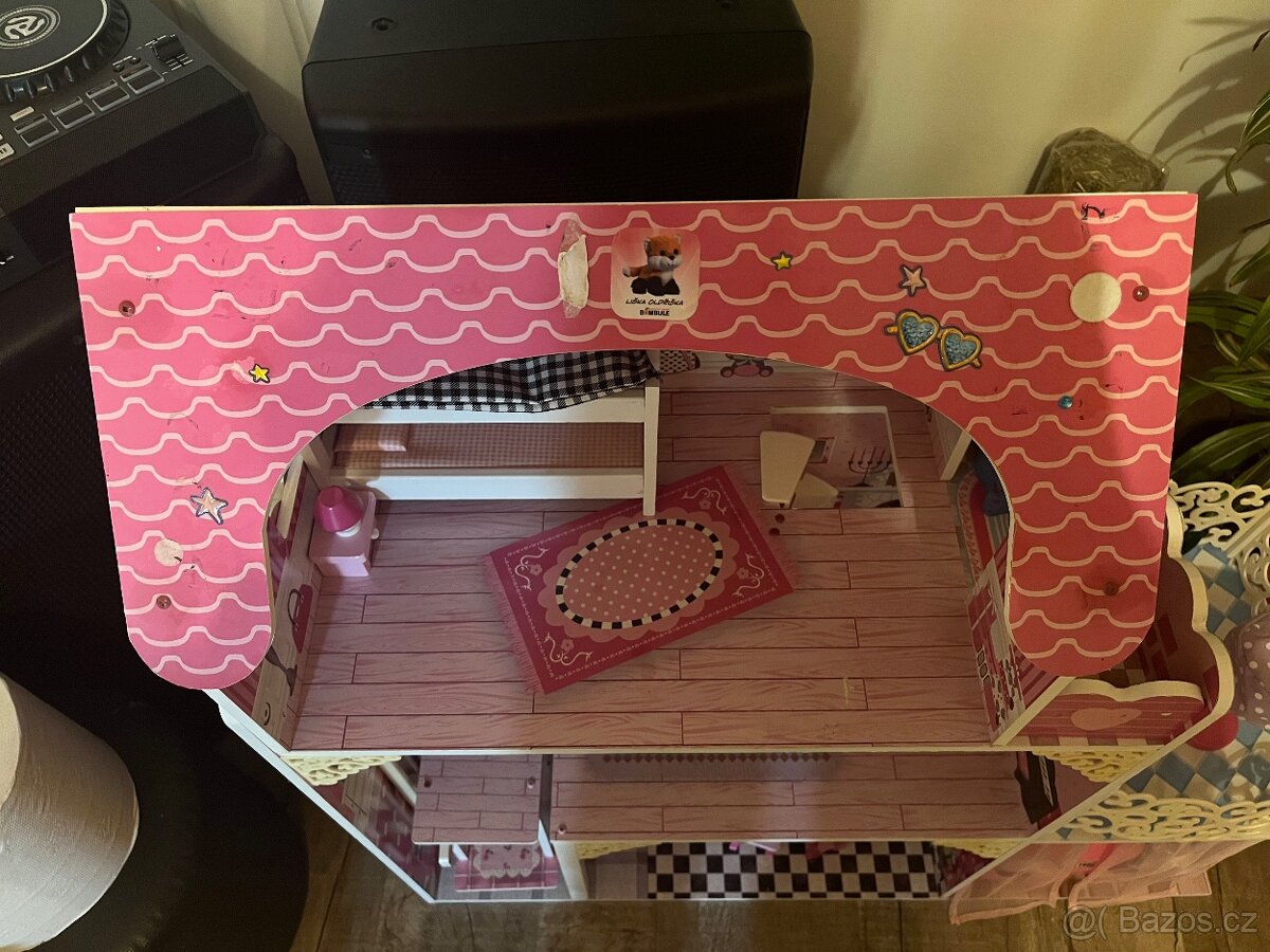 Domeček pro panenky - 2
