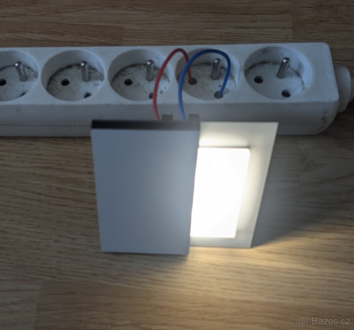 Schodišťové svítidlo 230V LED - 2