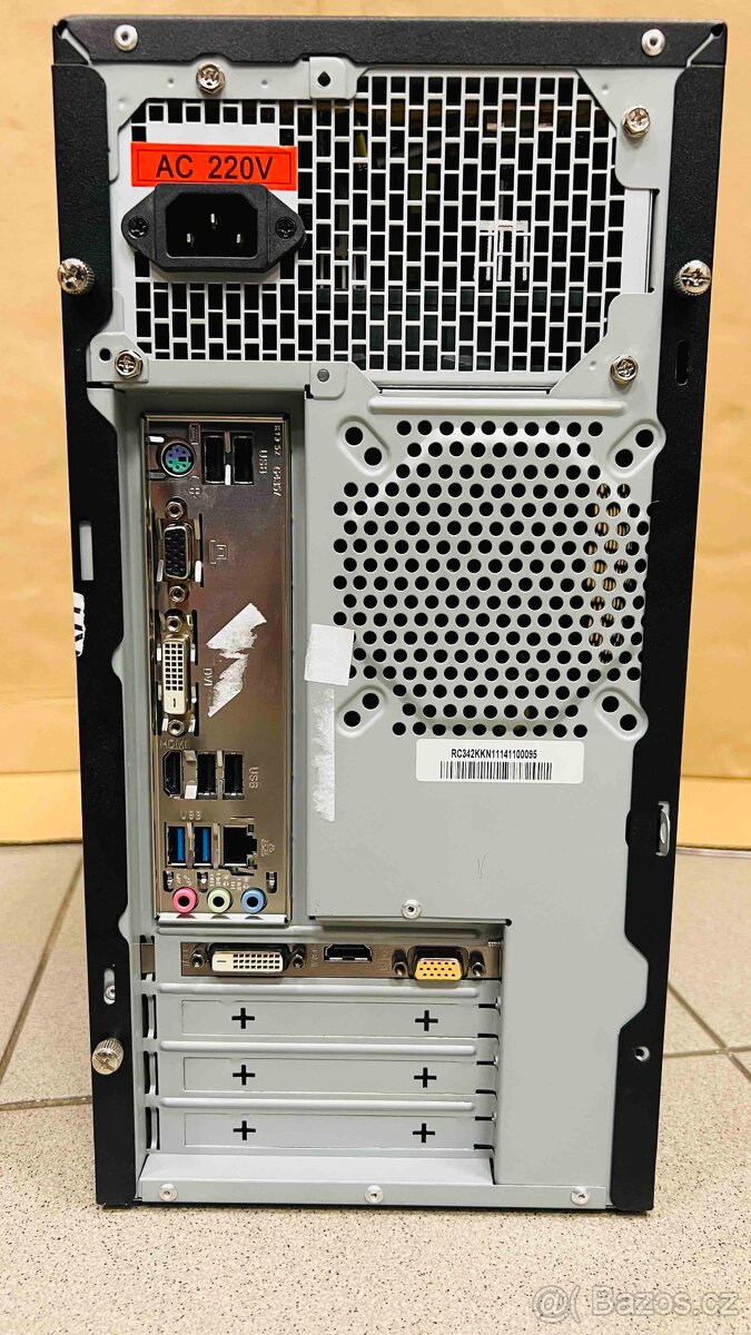 PC sestava s grafikou - 2