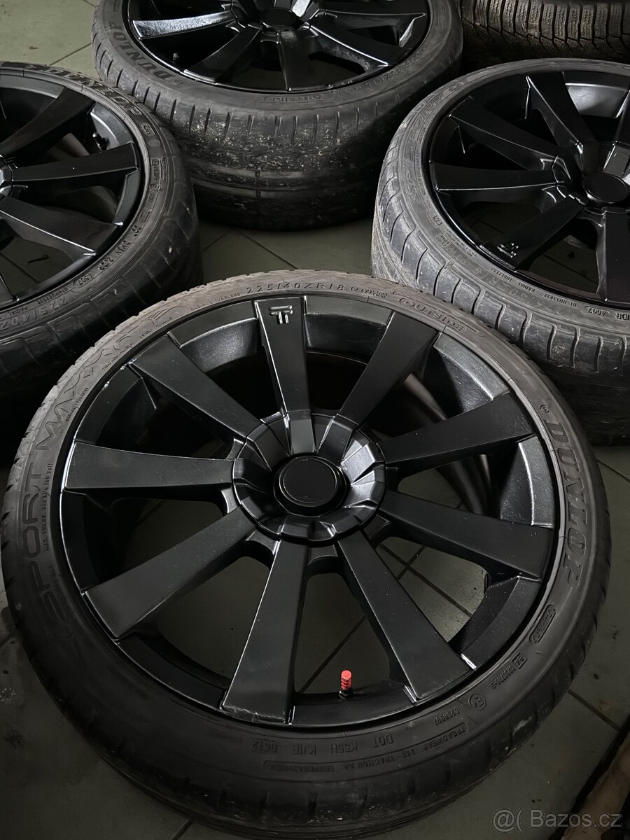 5x100 R18 225/40 letní - 2