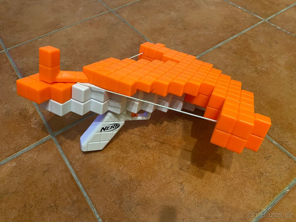 Nerf Minecraft Crossbow Pillager's Kuše - 2