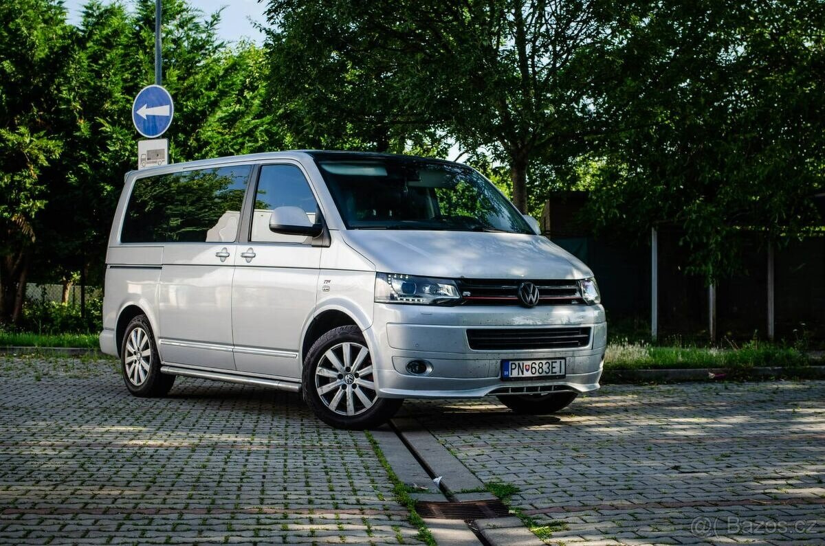 Volkswagen T5 Multivan 2.0 TDi DSG - 2