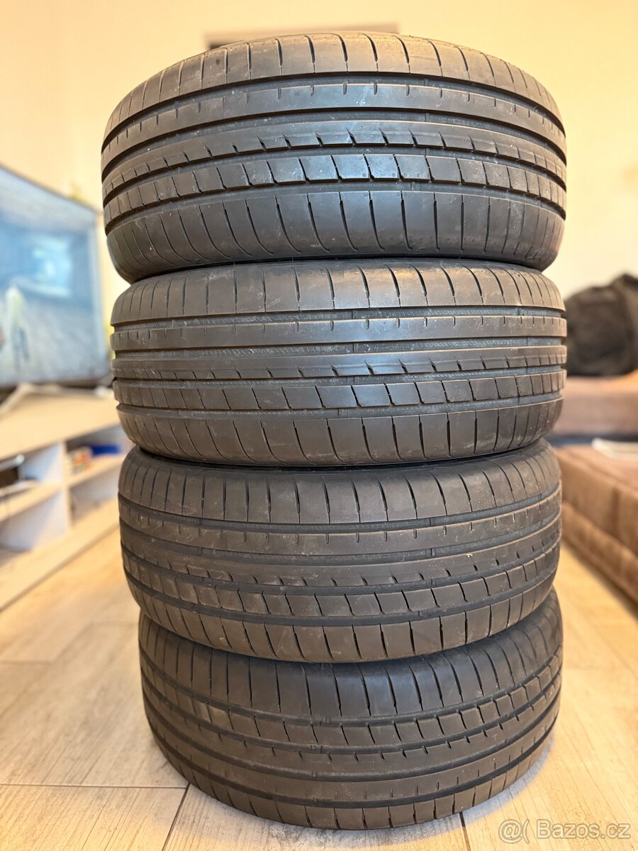 Letní pneu 🍀215/45/18🍀 - 2