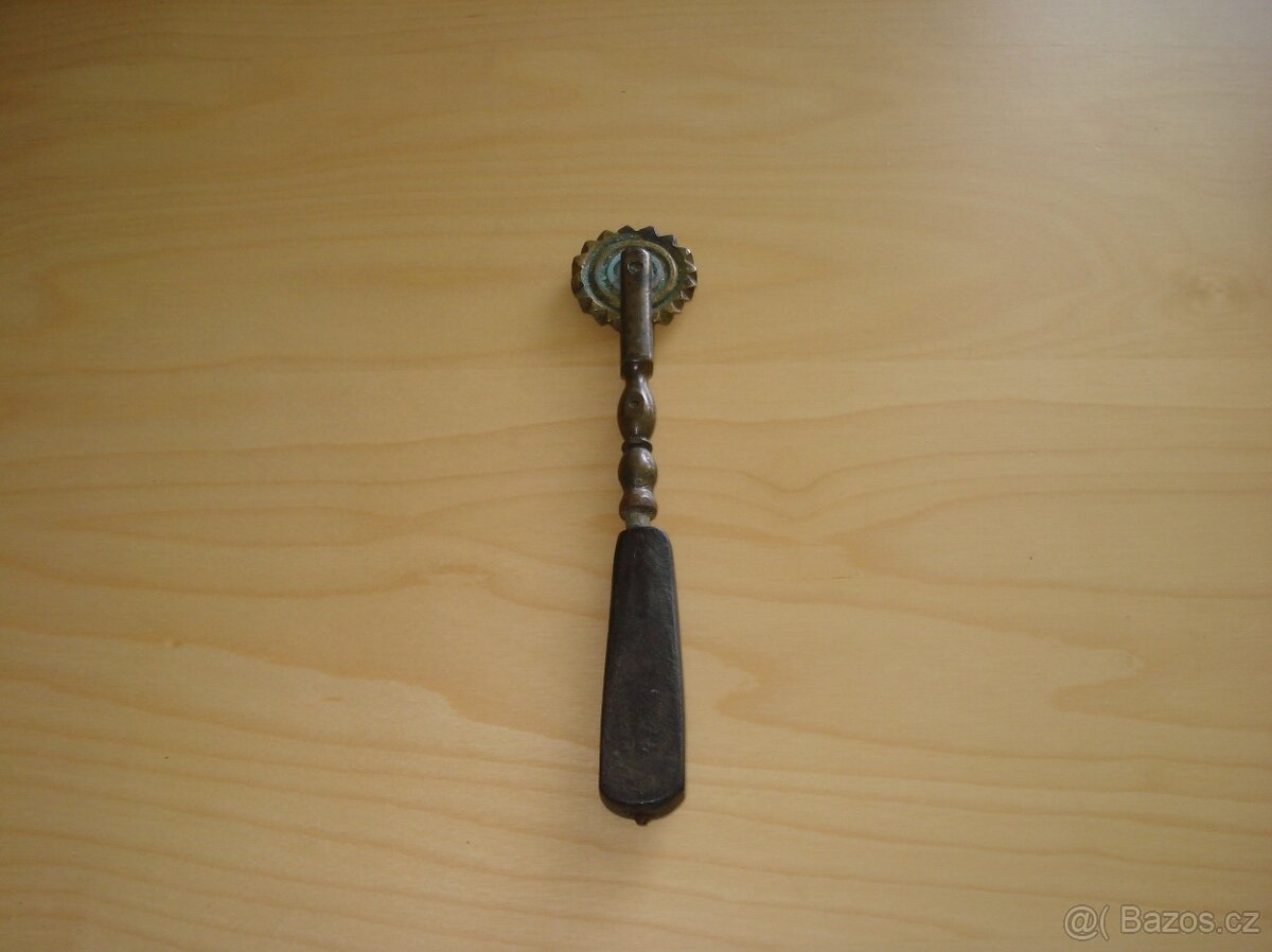 Staré mosazné rádlo - 2