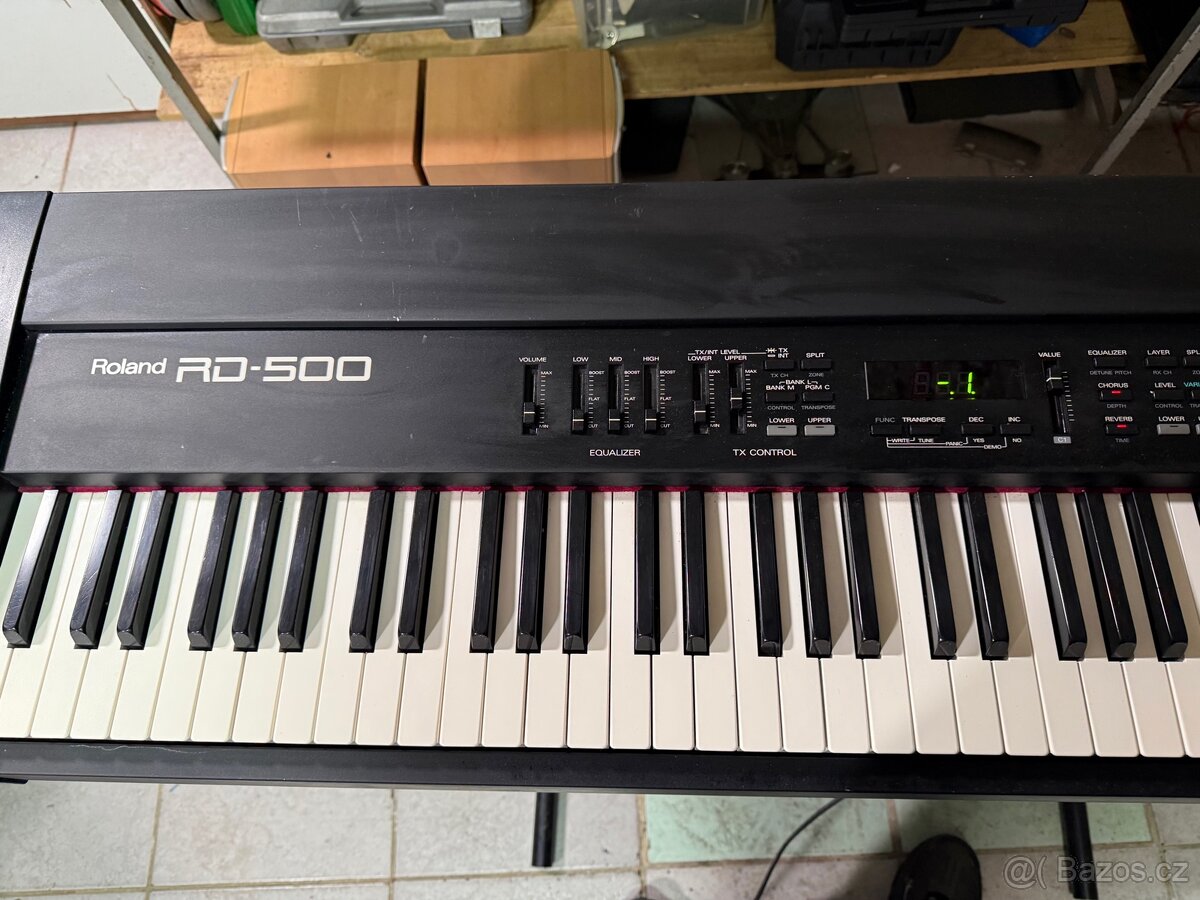 ROLAND RD 500 - 2