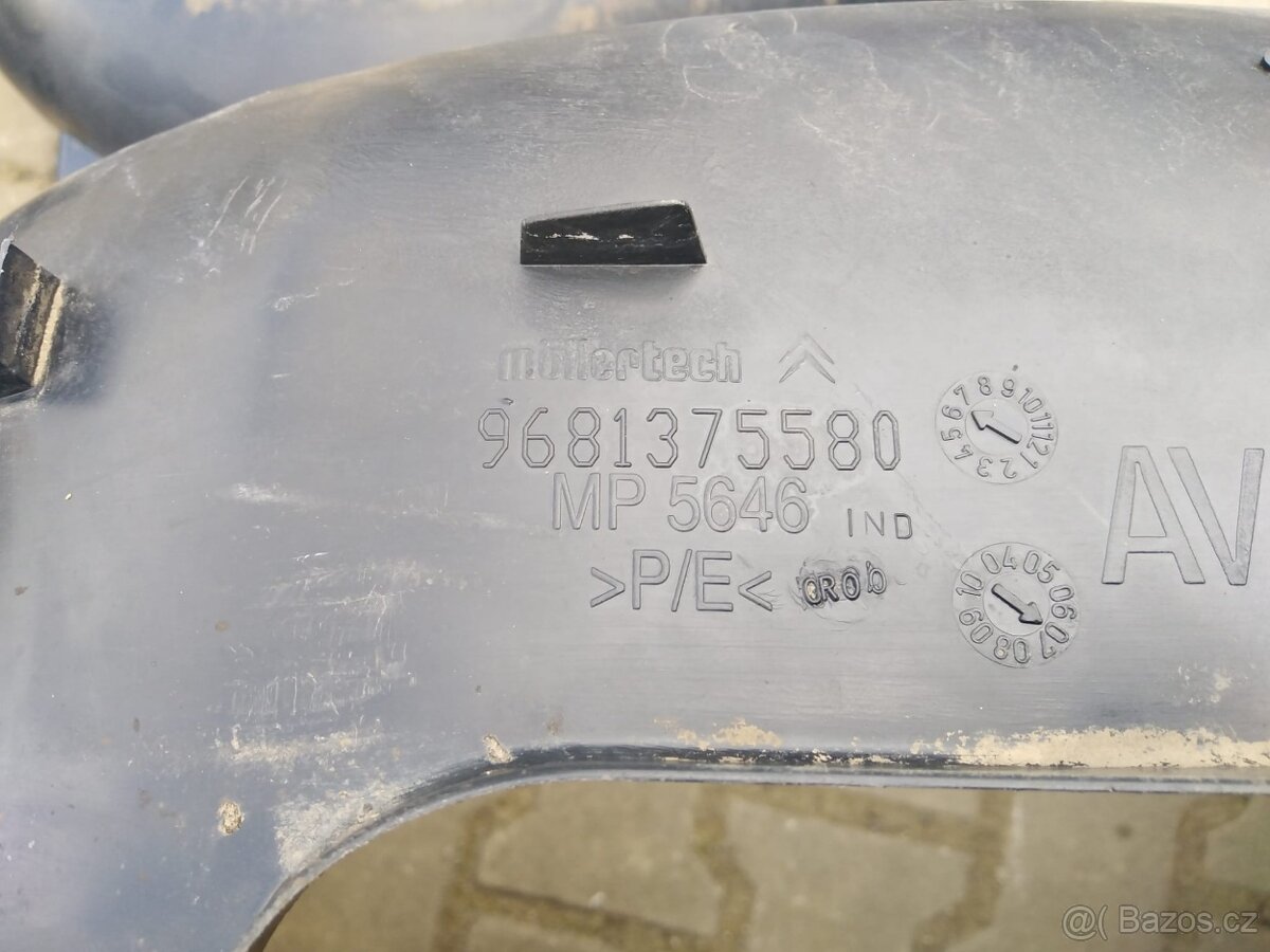 Plastová nadkolí Citroen C4 Coupé - 2