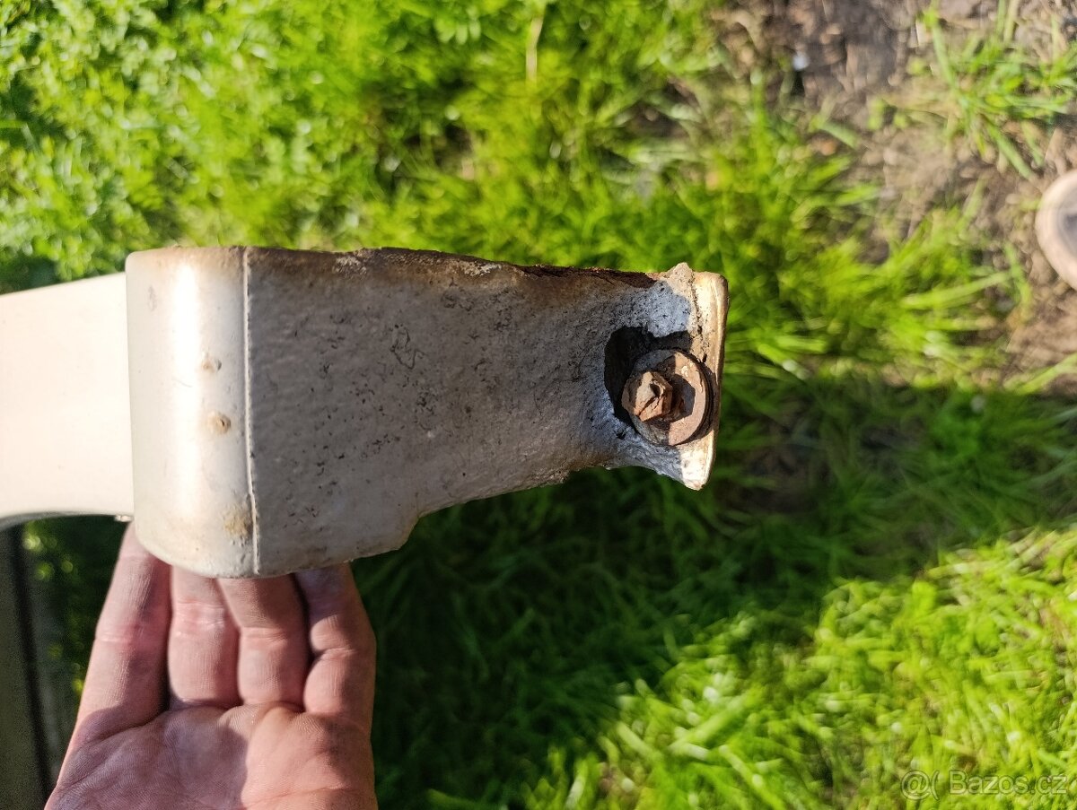 Blatník škoda fabia levý - 2