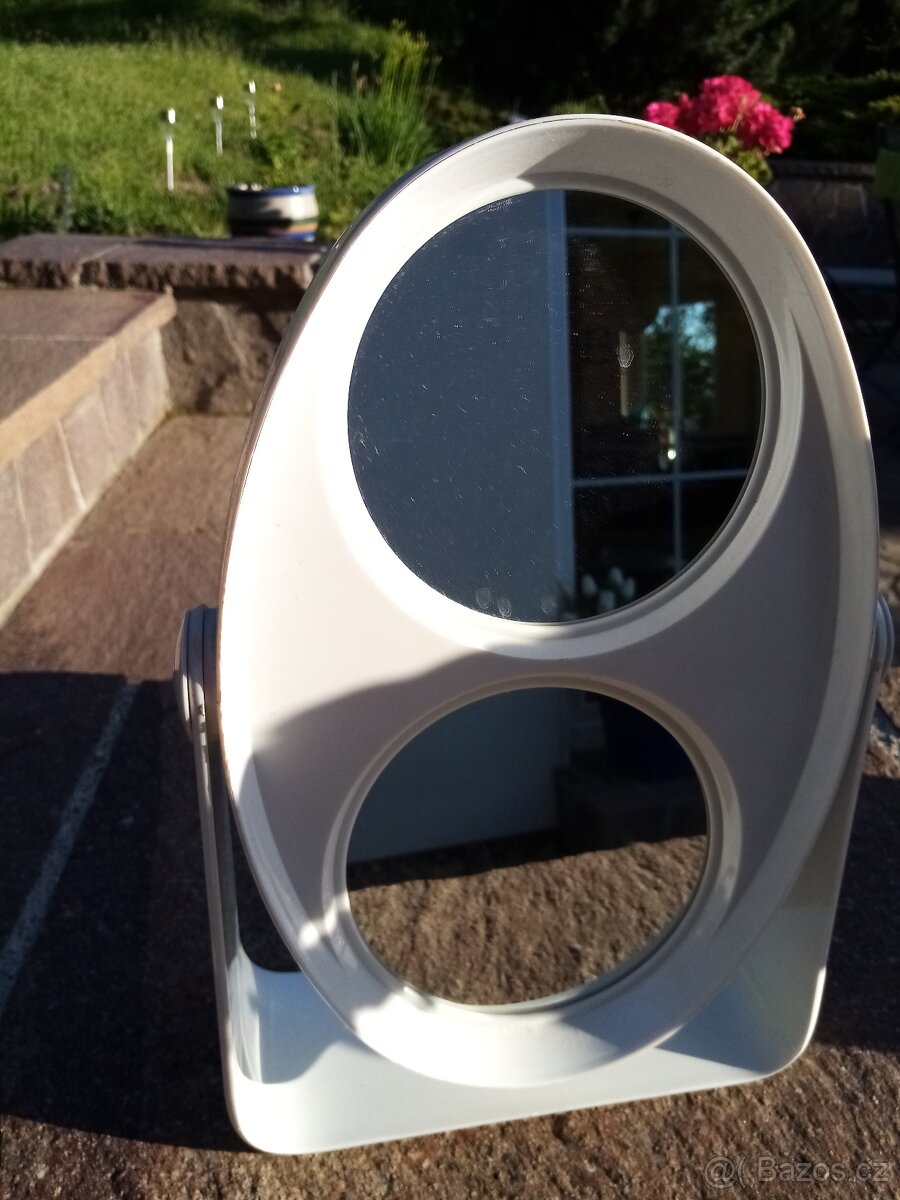 otočný zrcadlo - 2
