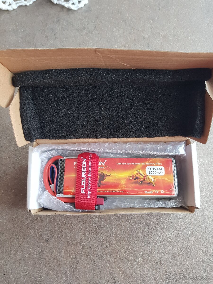 TRAXXAS ARRMA SAVAGE - 2