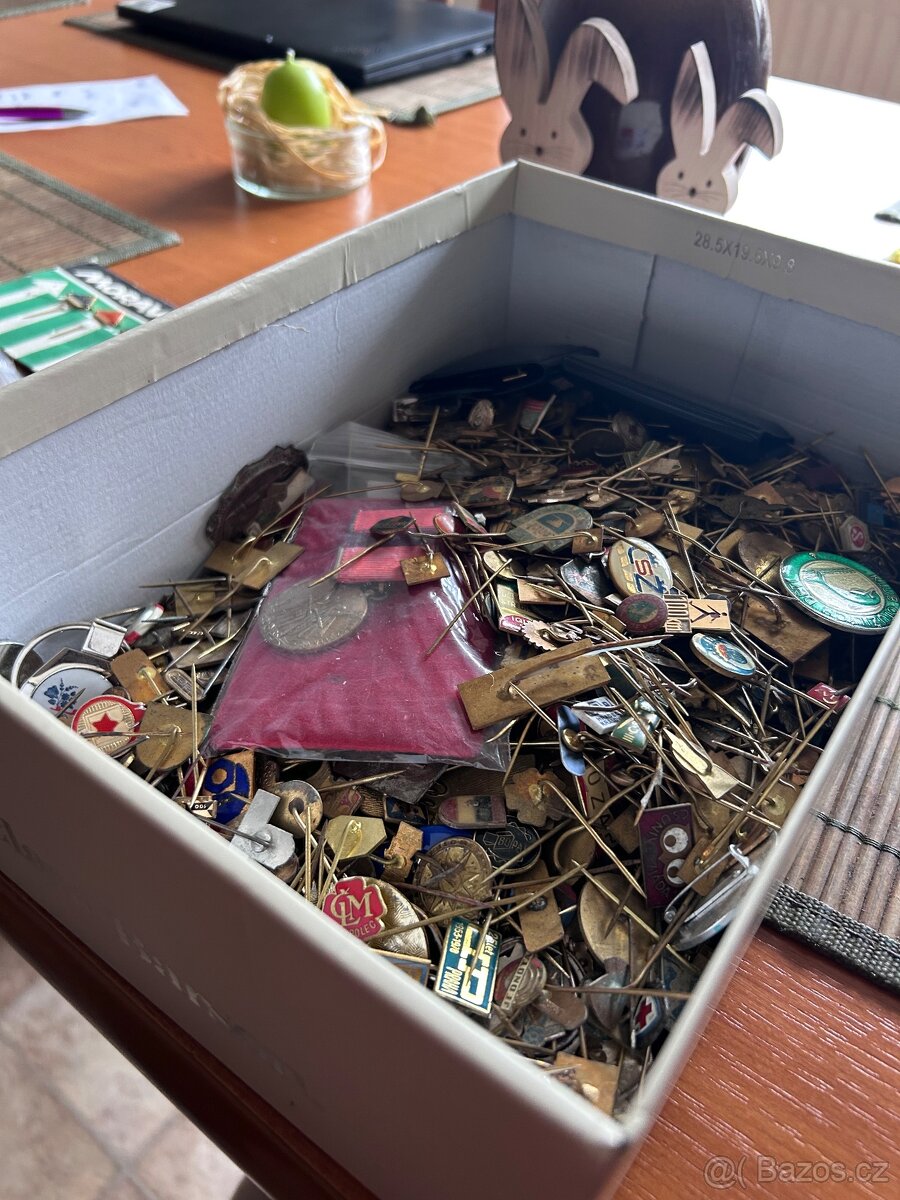 Odznaky a vyznamenání - 2