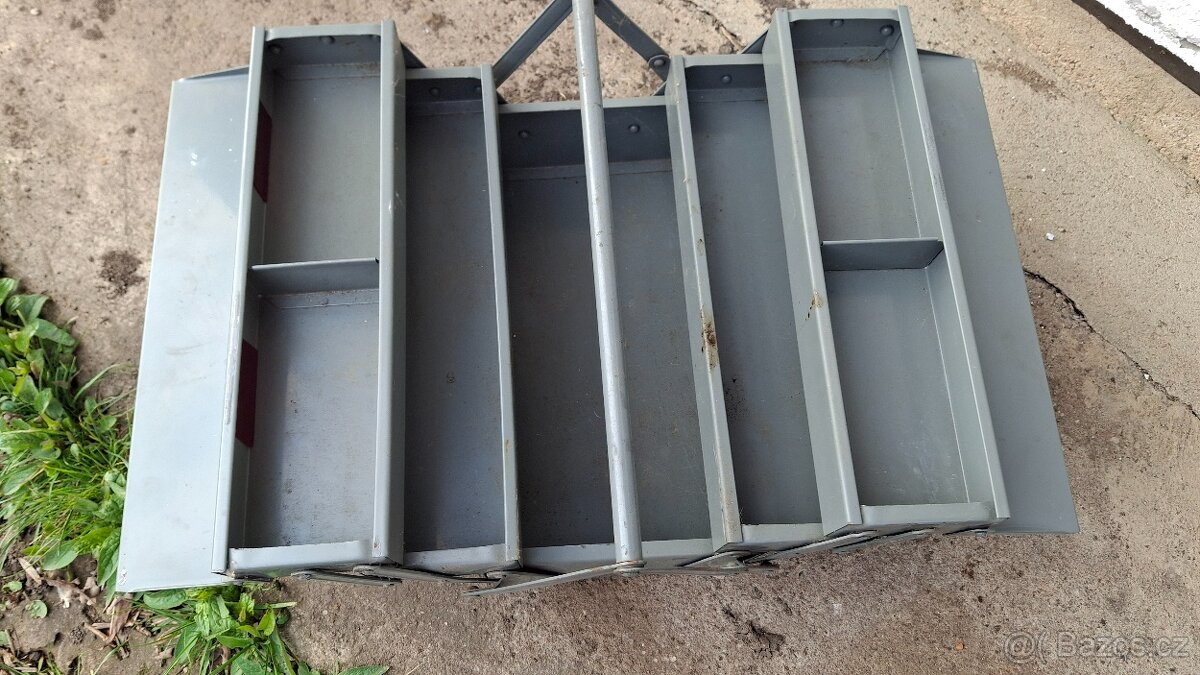 Plechový box na nářadí retro - 2