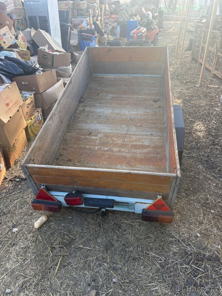 Vlek za auto - 2