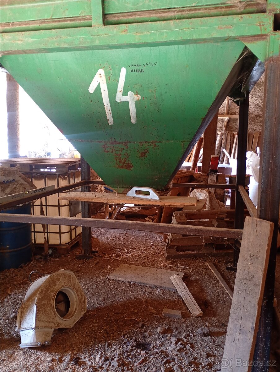 Silo na obilí - 2