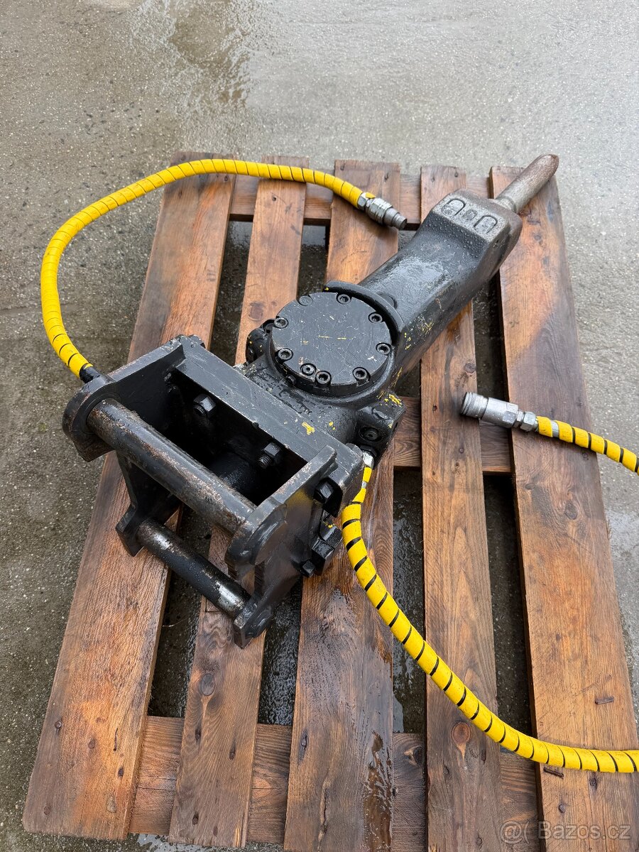 Atlas Copco SB152 - 2