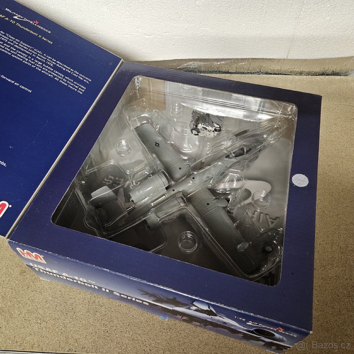 Model letadla A-10 - 2