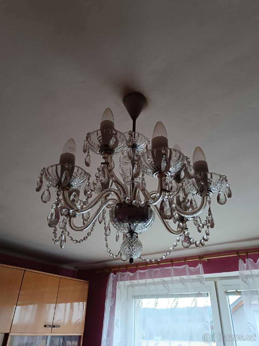 Křišťálový lustr - 2