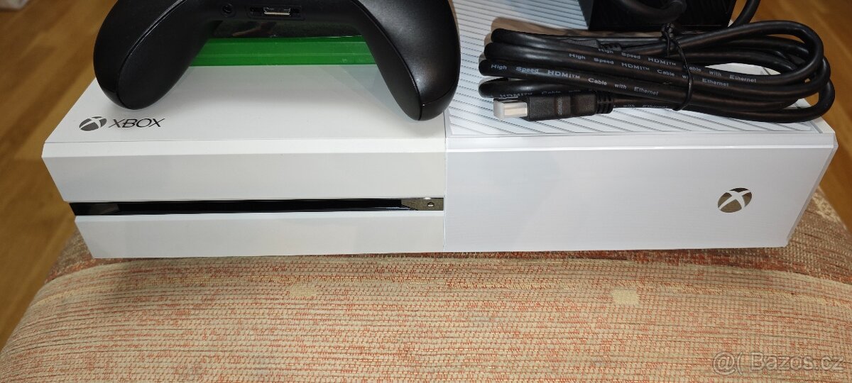 Xbox One 500 GB bílá edice - 2