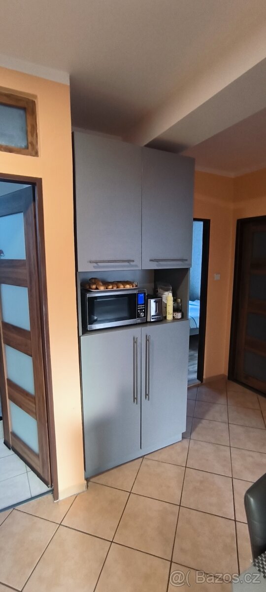 Kuchyn 320cm trouba+sklokeramika+myčka - 2