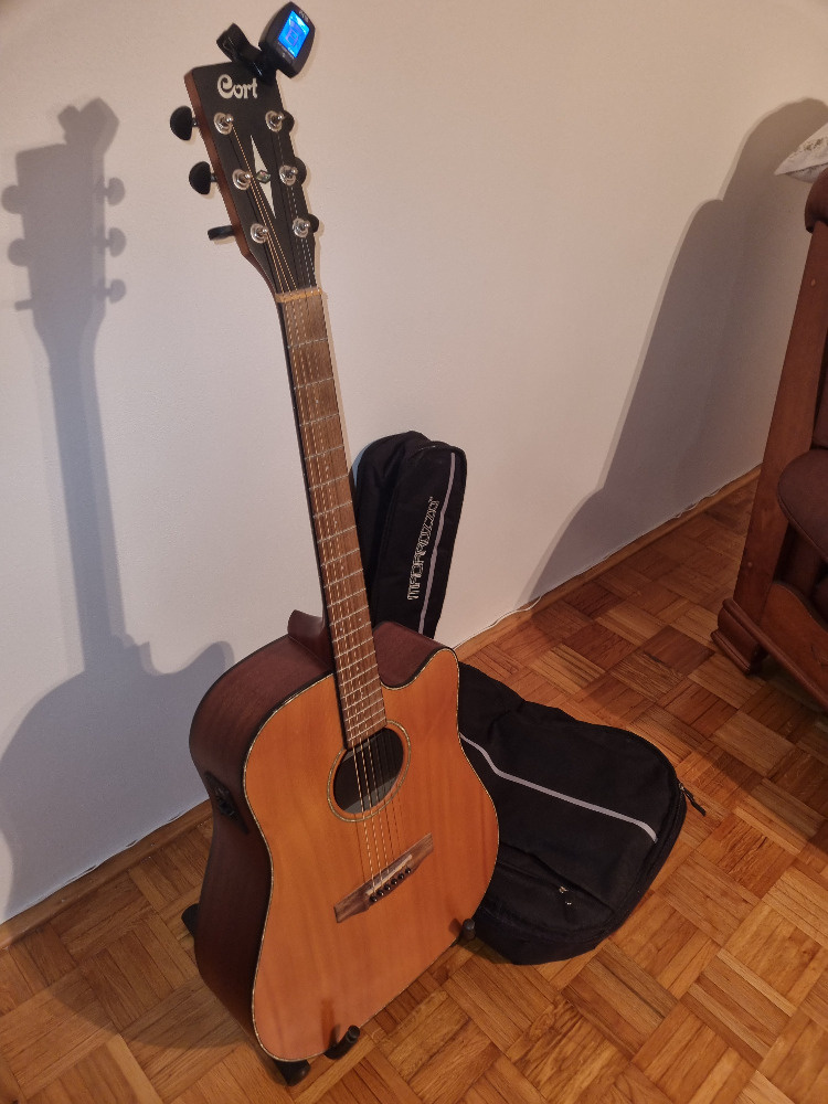 Kytara Cort MR-E NS - elektroakustická + obal + stojan - 2
