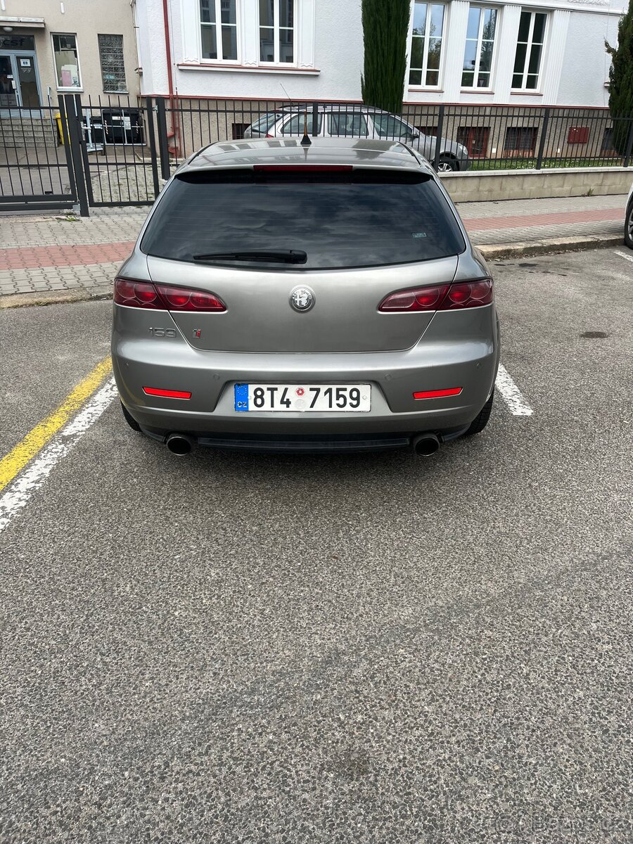 Alfa Romeo 159 ti - 2