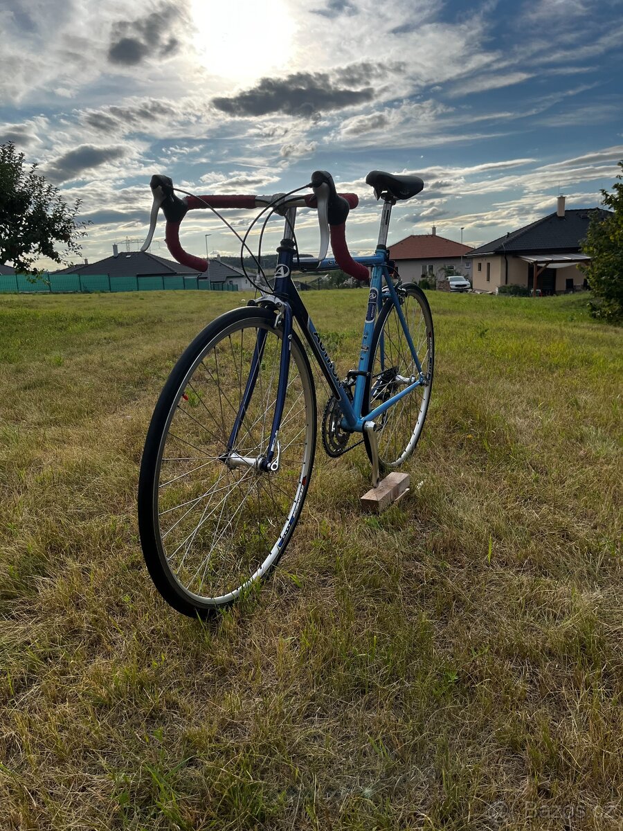 Silniční kolo Author C2000S - 2