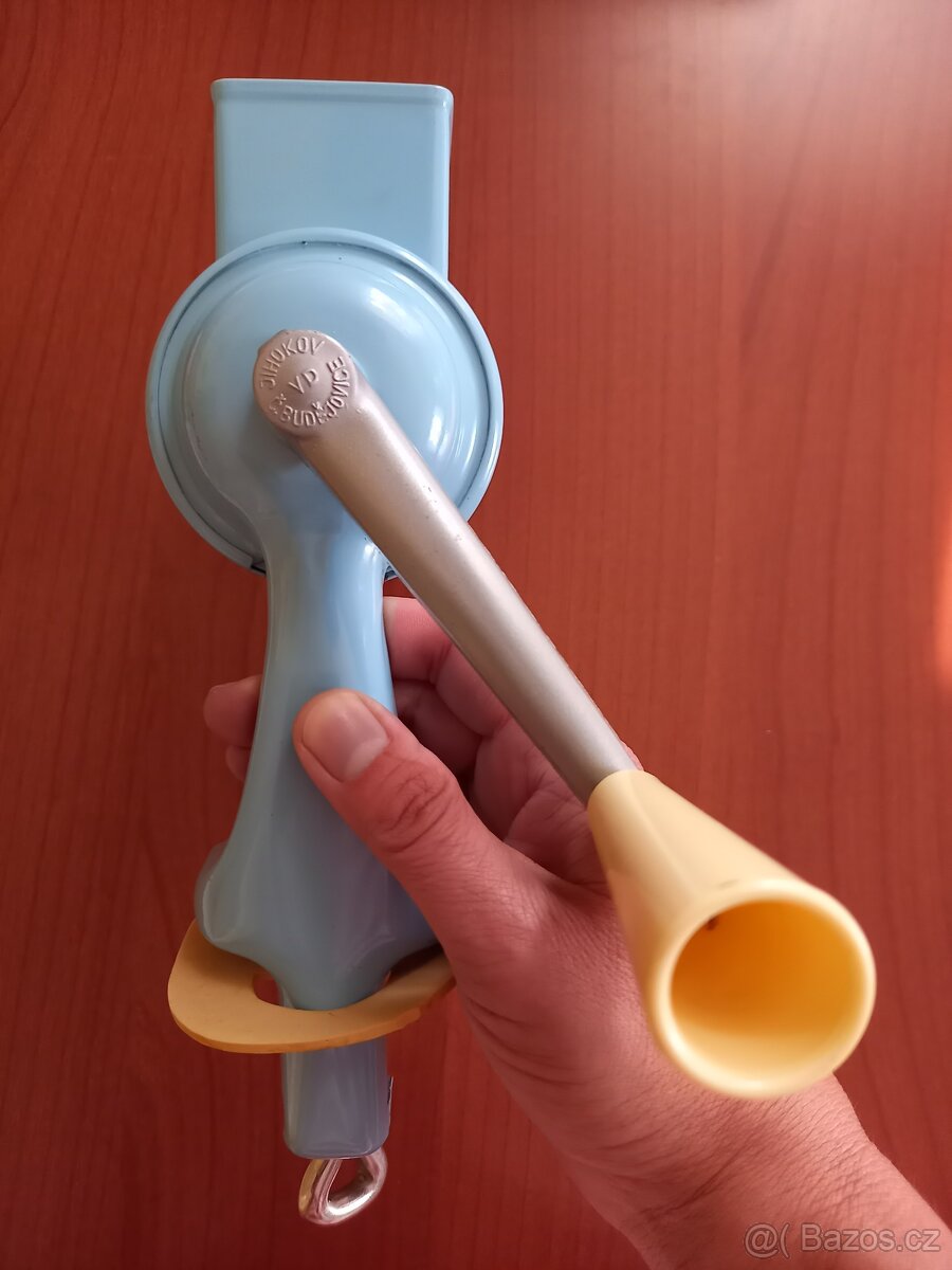 Mlýnek na strouhanku - 2