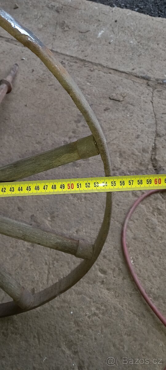 Loukoťové kolo trakař - 2