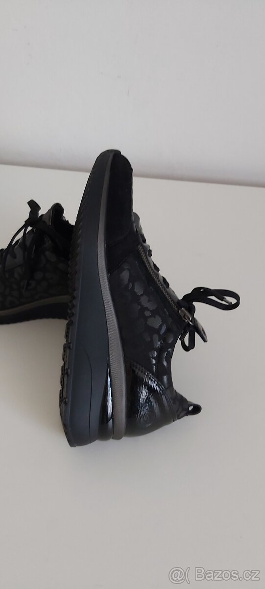 Tenisky Rieker Remonte vel.37 na klínku - 2