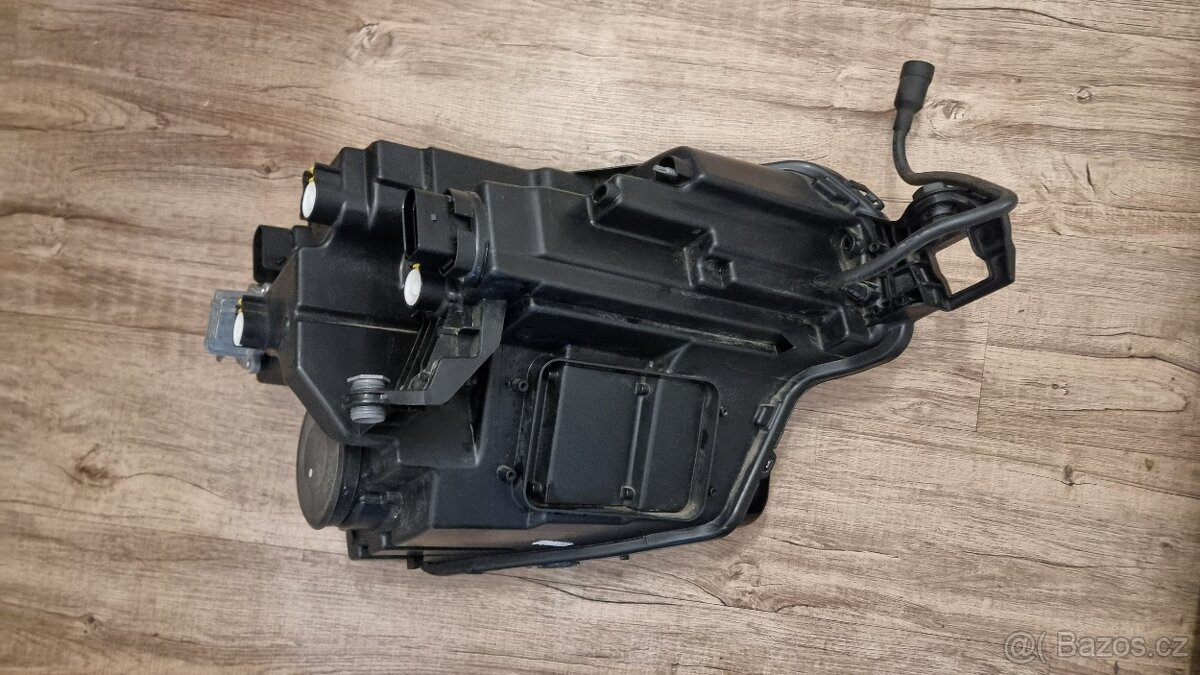 Škoda Karoq lift 57B941009 světlo přední full LED ,levé - 2