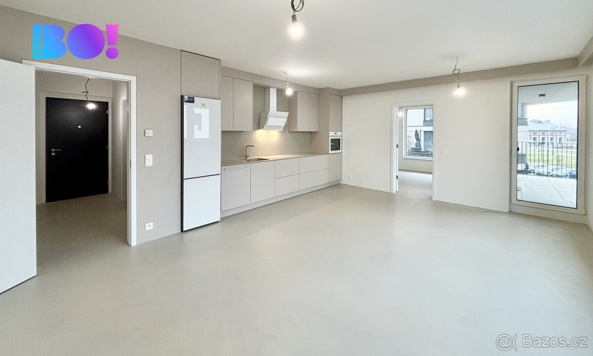 Pronájem kanceláře 2+kk, 59 m² s parkovacím místem a lodžií - 2